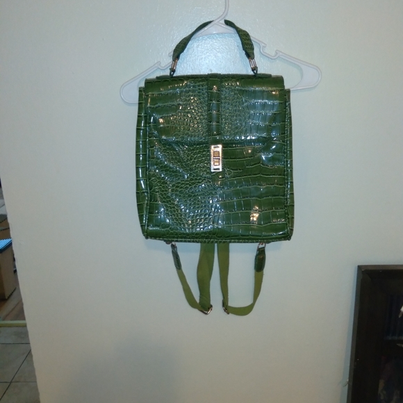 Backpack - Picture 2 of 3